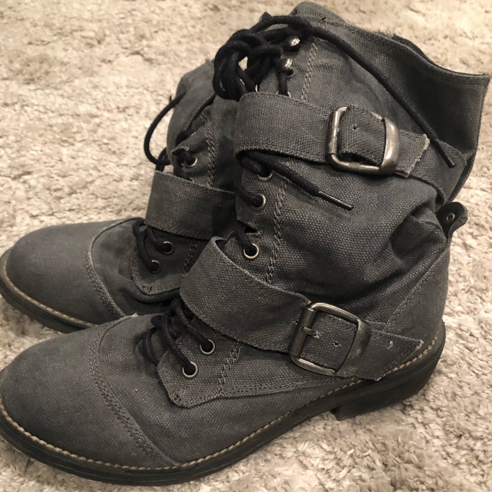 Size 6 Grey Rocket Dog Boots